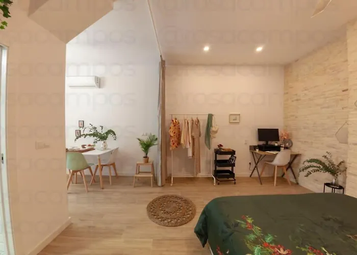 Rb - Urban Loft Retreat, Comfort & Good Location شقة فالنسيا
