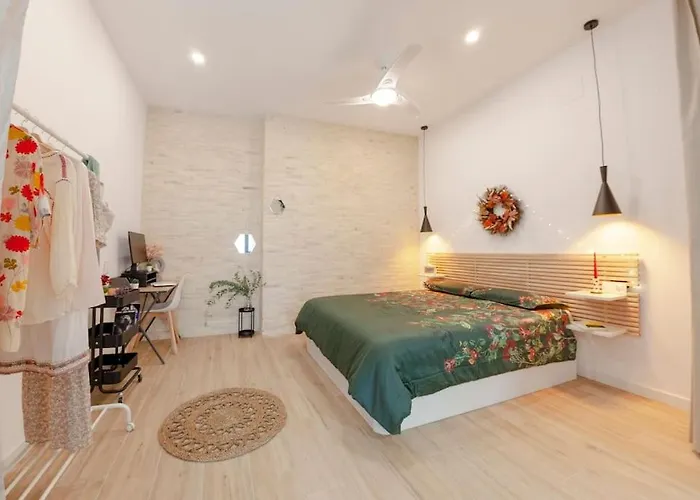 شقة Rb - Urban Loft Retreat, Comfort & Good Location