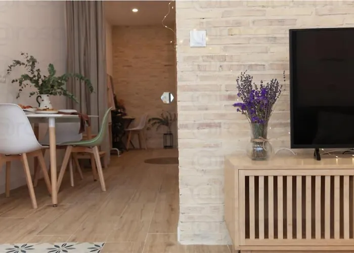 Rb - Urban Loft Retreat, Comfort & Good Location شقة *