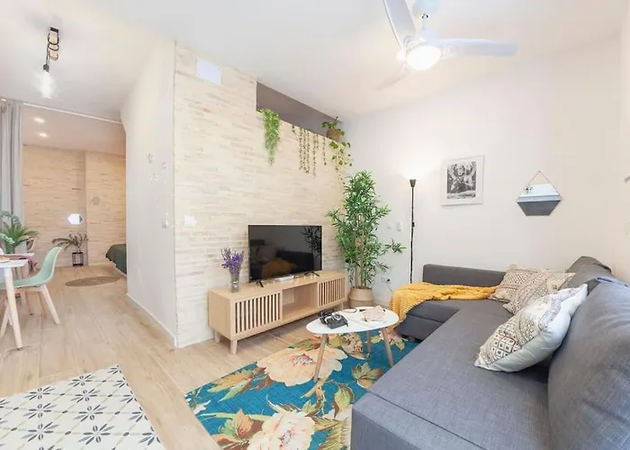 Rb - Urban Loft Retreat, Comfort & Good Location شقة