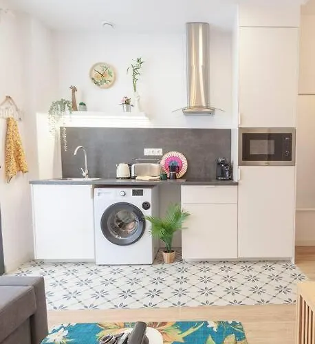 Rb - Urban Loft Retreat, Comfort & Good Location فالنسيا